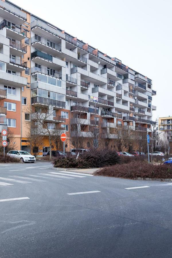 The Sunny Prague Appartment&Garage Buitenkant foto